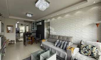 Imagem 7: Apartamento de 2 dormitórios com vista livre e panorâmica, mobiliado e decorado com box/va