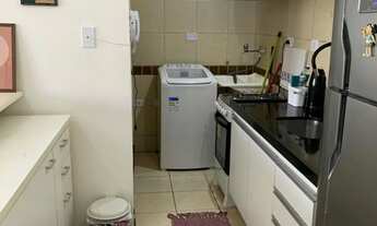 Imagem 5: Ed. St. Barth em frente à praça ao lado do antigo Bom Preço Ponta Verde