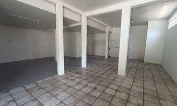 Imagem 3: Ponto Comercial Bem Localizado no Bairro Feitoria Espaço Amplo, Versátil e Pronto para Re