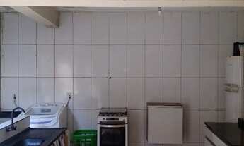 Imagem 2: Sobrado ,no fundo