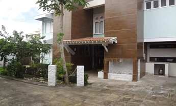 Imagem 2: Mansão com 6 quartos na Coroa do Meio