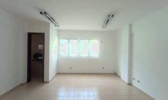 Imagem 3: Área Comercial no bairro Bacacheri