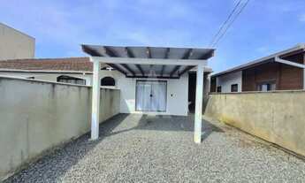 Imagem 5: Geminado com 2 quartos, sala de estar e jantar, 1 banheiro social e área de serviço no bai