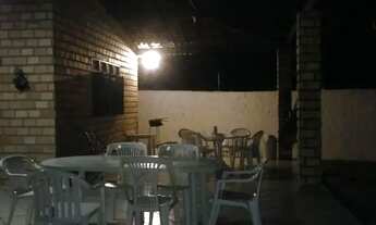 Imagem 2: Vendo Casa de esquina, frente leste, terreno 19 x 30, á poucos metros do Mar - Toda Escrit