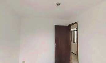 Imagem 4: Sobrado para Locação em Curitiba, Bairro Alto, 3 dormitórios, 1 suíte, 2 banheiros, 2 vaga