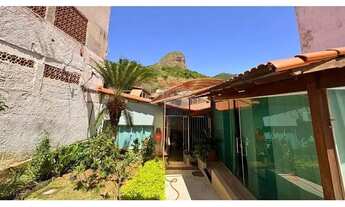 Imagem 5: Casa à venda em Vitória com 3 quartos, piscina aquecida e área gourmet com churrasqueira