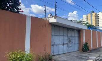 Imagem: CASA NO BAIRRO JÓQUEI