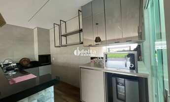 Imagem 5: Casa residencial com 3 quartos sendo 1 suíte disponível para venda no bairro Alto Umuarama