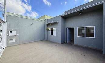 Imagem: Casa com Área Gourmet e Suíte à Venda