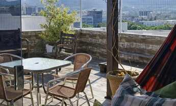 Imagem 5: Cobertura na Carvoeira com 3 dormitórios e 154 m² privativos