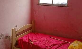 Imagem 4: Vendo casa 2/4 sala, cozinha banheiro