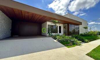 Imagem 2: Casa com 4 suítes, energia fotovoltaica e ar condicionado no condomínio Damha VI