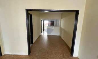 Imagem 2: CASA NO PRADO Casa com 2 dormitórios