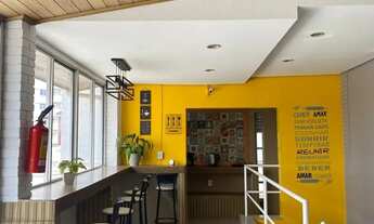 Imagem 6: Quarto em frente a UFRGS no centro de POA