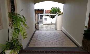 Imagem 3: Jardim Atlântico linda residência com piscina + edícula próximo a Marinha