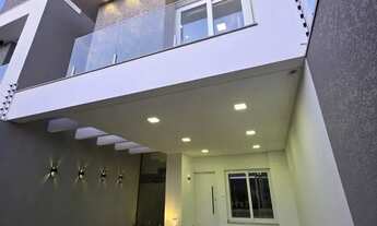 Imagem 2: Casa para venda possui 197 metros quadrados em Jardim Paris VI - Maringá - Paraná