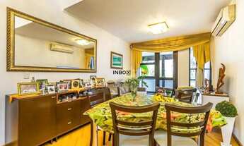 Imagem 3: Cobertura Triplex Mobiliada em Petrópolis - 207m², 3 Quartos e Vista Ampla