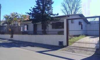 Imagem 2: Casa para Venda em Sombrio, Centro, 3 dormitórios, 1 suíte, 1 banheiro, 2 vagas