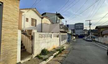 Imagem 6: Casa térrea com 1 dormitório, sala, cozinha, terreno com 132 m²