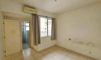 Imagem 4: Cond. Brisas do Parque. Alugo Apto com 72m2, 2 quartos sendo 1 suite. Climatizado