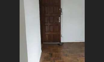 Imagem 5: Alugo Conjunto Santa Madalena Apto 202, 2/4 Bloco 75, primeiro bloco, início da ladeira