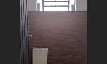 Imagem 2: Casa para aluguel possui 215 metros quadrados com 5 quartos em Vila Gilda - Santo André