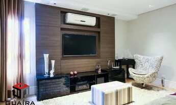 Imagem 7: Sobrado com 3 dormitórios, sendo uma suíte e quatro banheiros no total