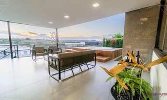 Imagem 7: Casa de condomínio sobrado para venda possui 435 metros quadrados com 5 quartos