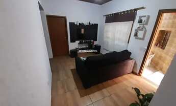 Imagem 5: Casa térrea à venda na Vila São Pedro, em Santo André/SP. Com 271 m², 3 dormitórios, sala