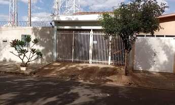 Imagem 2: Vende-se CASA Casa com 3 dormitórios