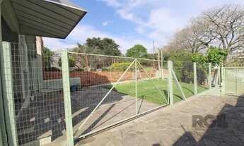 Imagem 2: Casa em Cristal Casa com 3 dormitórios