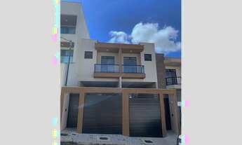 Imagem: Casa Duplex com 3 quartos no Aeroporto