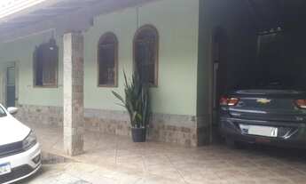 Imagem 2: Casa para Venda em Sabará, Alvorada, 4 dormitórios, 1 suíte, 2 banheiros, 3 vagas