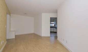 Imagem 5: Apartamento com 2 dormitórios para alugar, 77 m² por R$ 2.561,00/mês - Água Verde - Curiti