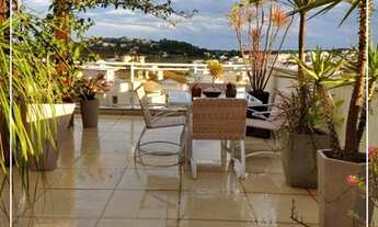 Imagem 2: Maravilhosa casa para venda com piscina e uma linda vista no Vale dos Cristais - Macaé - R