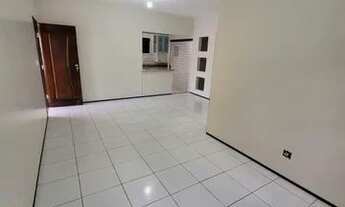 Imagem 7: 040- ALUGO CASA NO CALHAU - CLIMATIZADA - 3 QUARTOS - QUINTAL