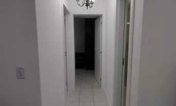 Imagem 12: Aluguel Anual 2 Dormitorios Centro Balneario Camboriu