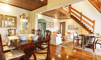 Imagem 7: Duplex Mobiliado à venda em Campos do Jordão com 5 quartos em Alto do Capivari