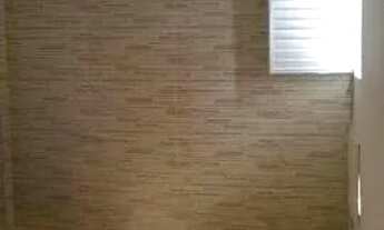 Imagem 3: Casinha Simples e Humilde, mas Bem Localizada