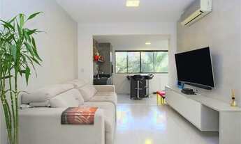 Imagem: Apartamento com 3 Dormitorio(s) localizado(a)