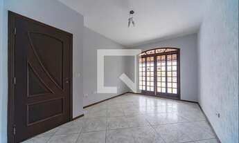 Imagem 2: Casa para Aluguel - Jardim do Estadio, 2 Quartos, 150 m2