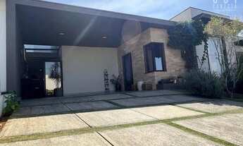 Imagem 2: Casa Térrea em Indaiatuba, Condomínio Bréscia com 3 quartos e 1 suíte - 150 m²