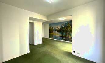 Imagem: Ille de France Batel, Praça do Japão