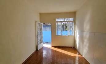 Imagem 2: Alugo casa independente ,1 quarto em Rocha Miranda