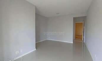 Imagem 4: Apartamento com 3 dormitórios para alugar, 77 m² por R$ 3.760/mês - Smiley Home Resort