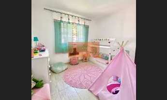 Imagem 6: LIVE VENDE - Casa principal com 3 quartos, 3 suítes, 1 lavabo, sala, cozinha americana, la