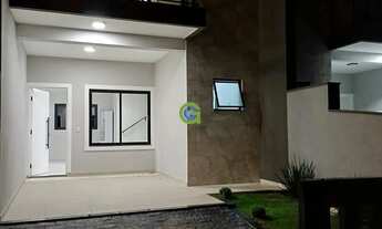 Imagem 4: Sobrado à venda com suíte, sacada e excelente padrão de acabamento em Forquilhas