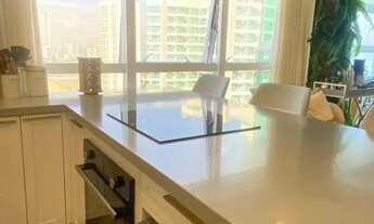 Imagem 4: Apartamento para Venda em Balneário Piçarras, Centro, 3 dormitórios, 3 suítes, 4 banheiros