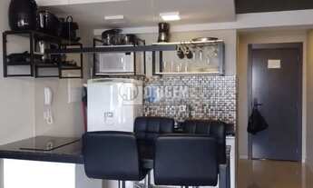 Imagem 5: Studio impecável, no centro de Curitiba, atrás da Universidade Federal do Paraná e em fren