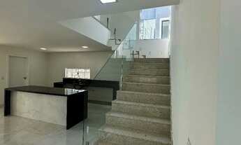 Imagem 4: Vendo Casa Duplex 4 qtos Alto padrão em Serra com closets e piscina